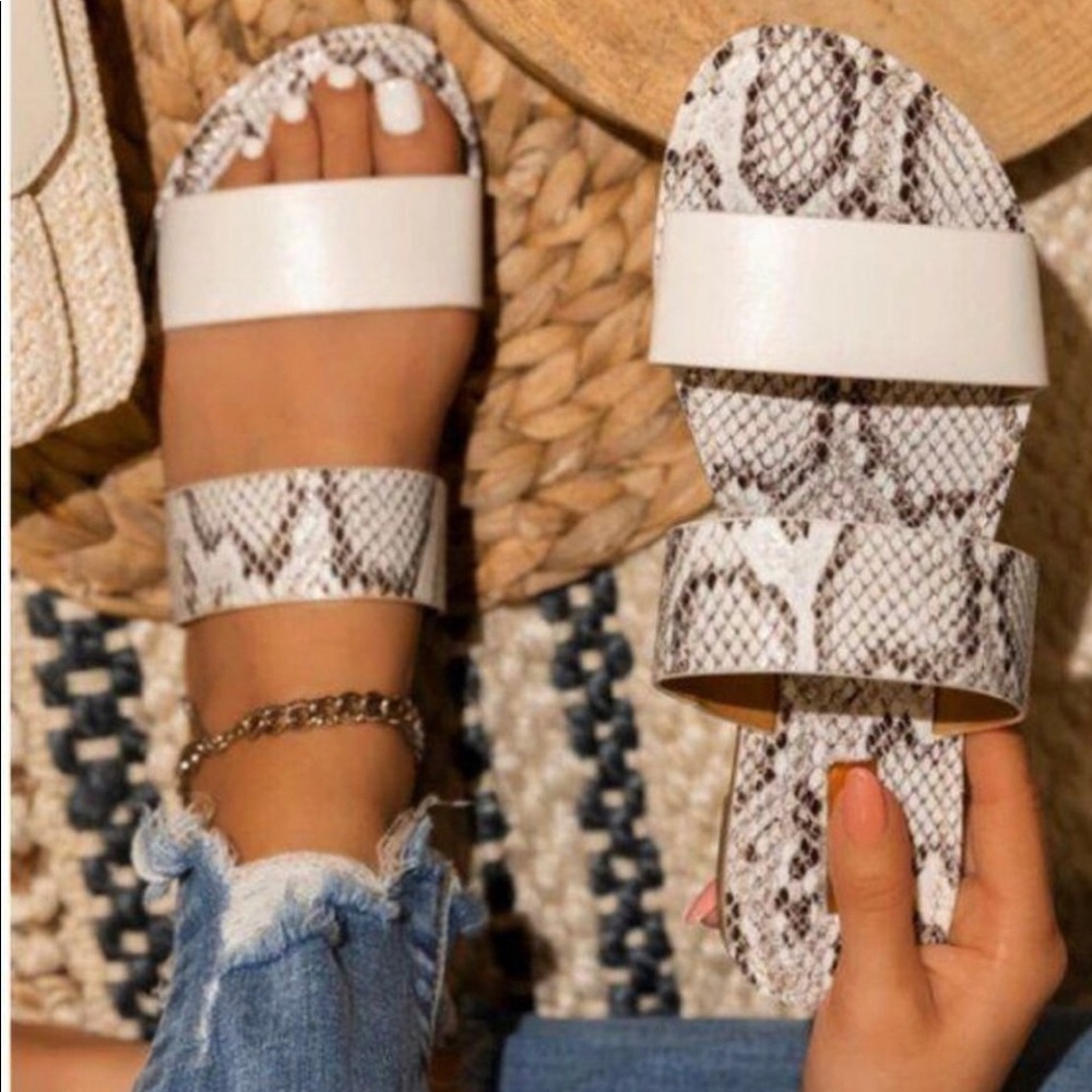 Snake Print Double Strap Sandals 💕